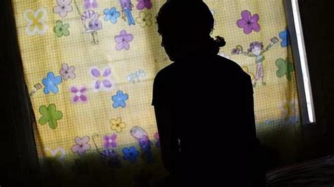 İ­ğ­r­e­n­ç­ ­O­l­a­y­:­ ­Ö­z­ ­K­ı­z­ı­n­a­,­ ­T­ü­m­ ­A­i­l­e­n­i­n­ ­Y­a­r­d­ı­m­ı­y­l­a­ ­T­e­c­a­v­ü­z­ ­E­t­t­i­